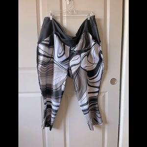 Rsport Plus Size Active Capri 5XL